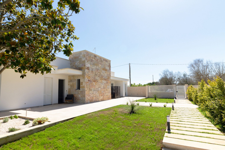 Exterior & Views 2, Sound Garden Charming Rooms, Lecce