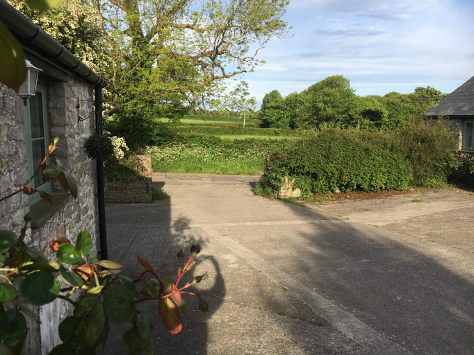 Others 4, Moorshead Farm, Vale of Glamorgan
