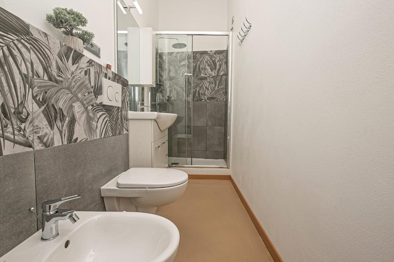 Bathroom 4