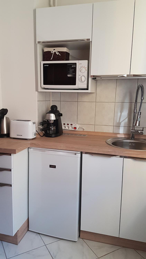 Others 3, Topart Apartman, Tapolca