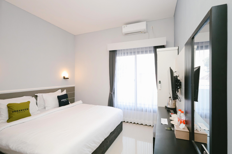 Bedroom 2, B Syariah Guest House - Lumajang, Lumajang