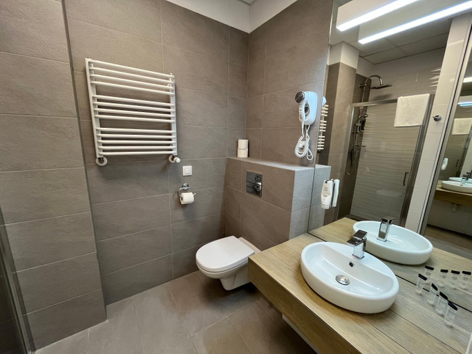 Bathroom 3, Aleje Jerozolimskie 216 By Perfect Apart, Warsaw