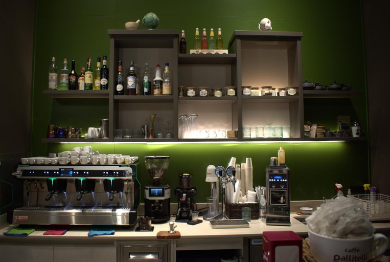Food & Drinks 4, Calefati SUITE 54, Bari