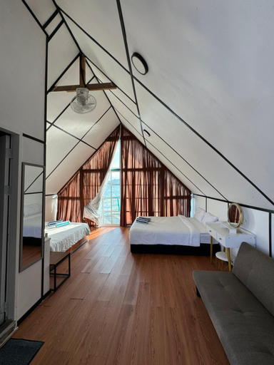 Bedroom 4, ADIL WATERHOUSE RESORT, Semporna