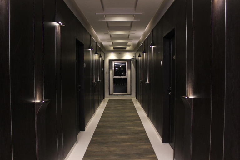 Others 5, Hotel Magnum Inn, Junagadh