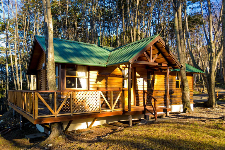 Exterior 5