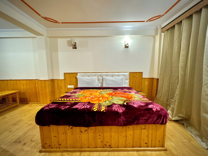 Bedroom 3, Suraj Cottage by The Himalayan Stories, Kullu