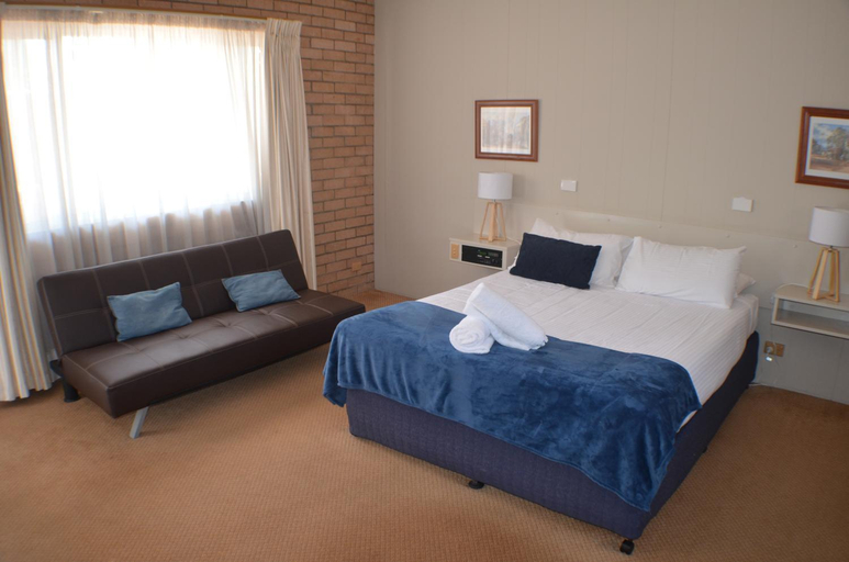Bedroom 9