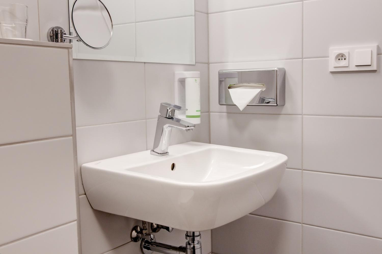 Bathroom 3, Hotel Koflík, Strakonice