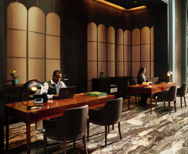 Food & Drinks 5, Debaines Hotel Santiago, Santiago