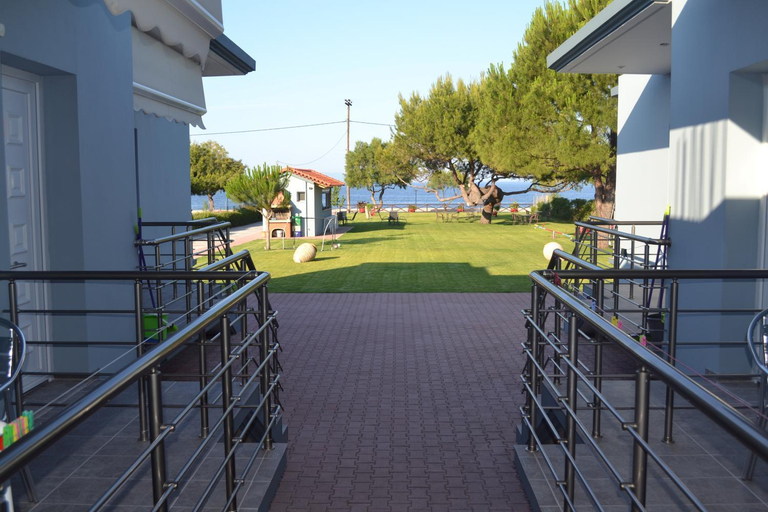 Others 3, Akrogiali studios, Central Greece