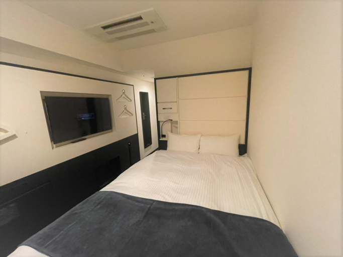 Bedroom 13