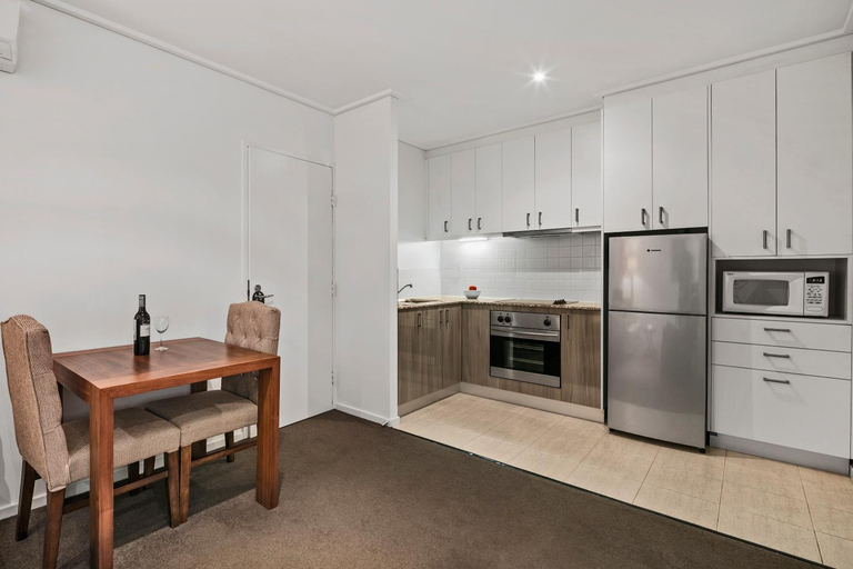 Others 3, Quest Jolimont, Melbourne