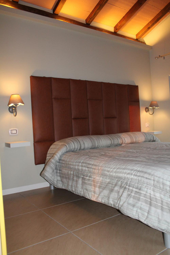 Others 5, Room & Breakfast A casa di Emma, Modena