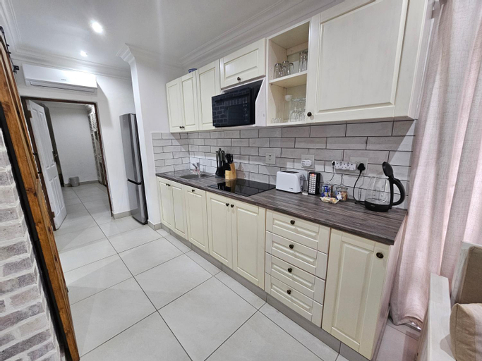 Dining Room 7