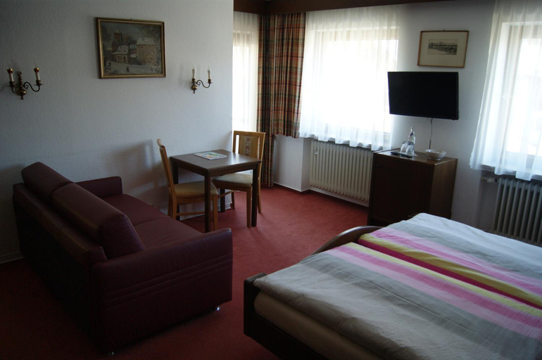 Others 4, Gastehaus Charlotte, Miesbach