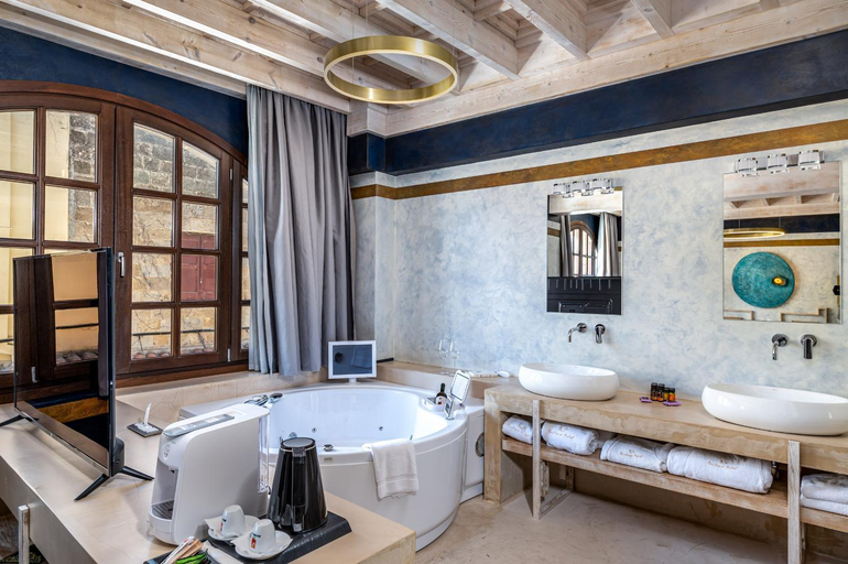 Bathroom 4, 10GR Hotel and Wine Bar, South Aegean