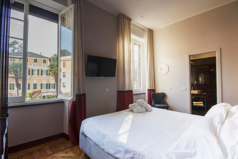 Bedroom 11