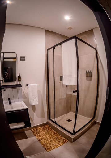 Bathroom 3, Black Brick Hotel Sandton, City of Johannesburg