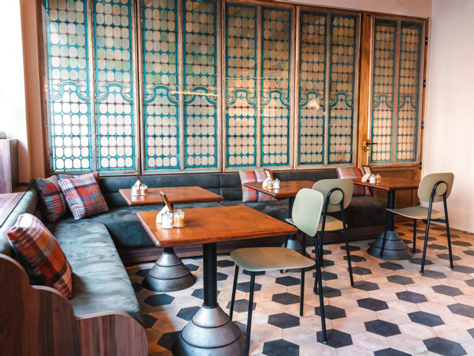 Public Area, Academie Hotel Lyon, Rhône