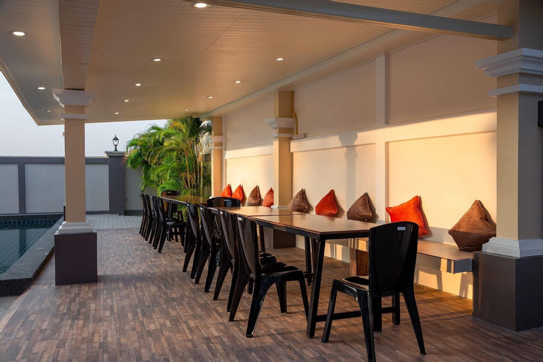 Food & Drinks, Royal Graces Luxury, Cha-Am