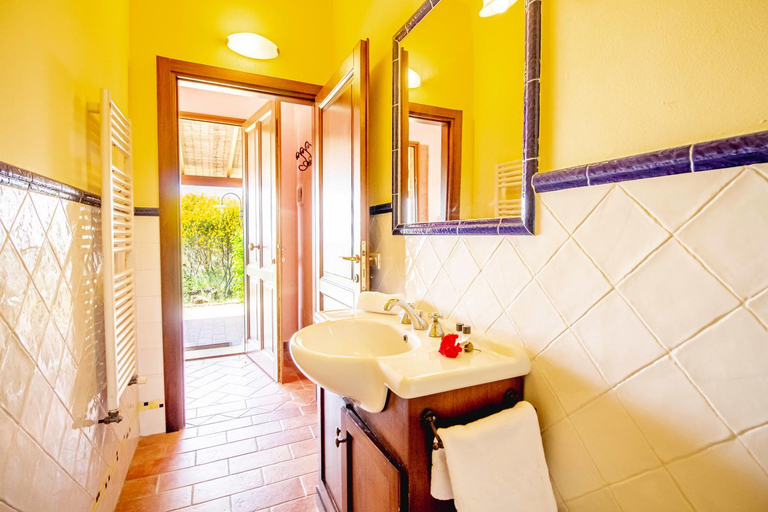 Bathroom 3, Agriturismo Poggio Pistolese at Montaione, Florence