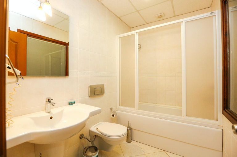 Bathroom 4, Gocek Unlu Hotel, Fethiye
