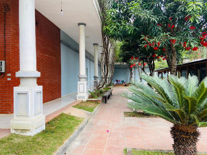 Others 5, Biển Đông COMPLEX, Lương Sơn