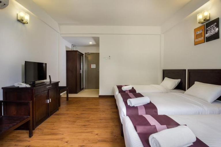 Bedroom 6