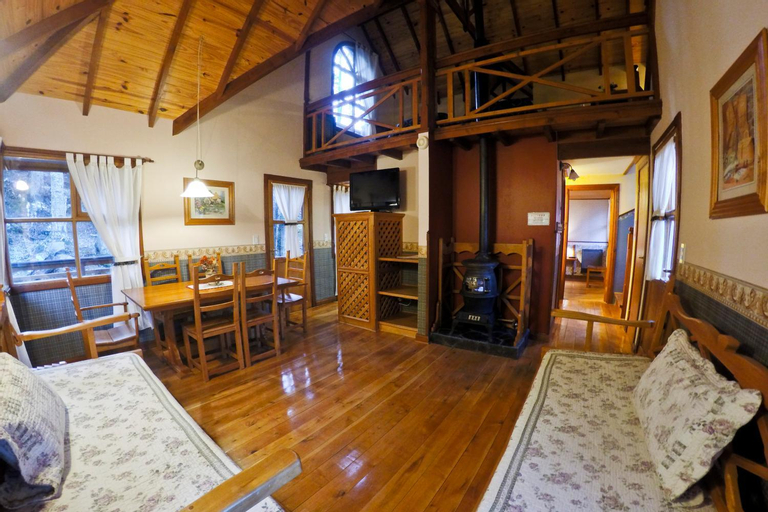 Dining Room 4