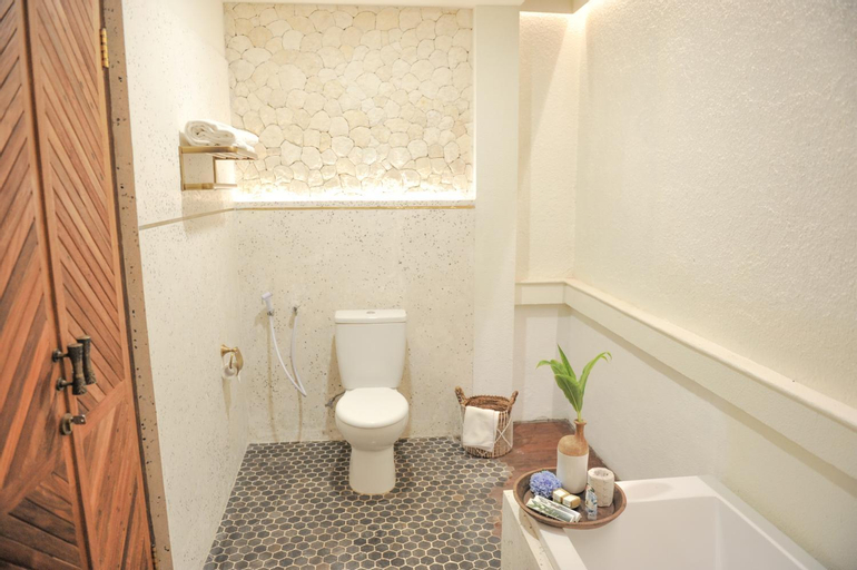 Bathroom 4