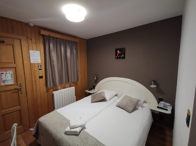 Bedroom 2, Auberge Saint-Jean, Aisne