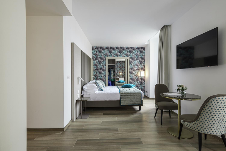 Bedroom 26