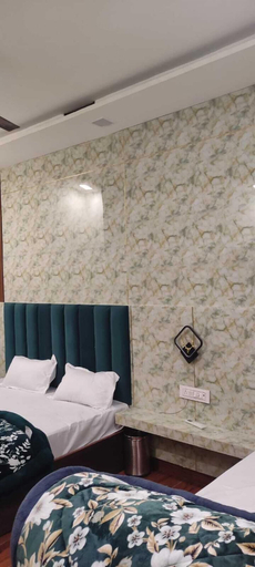 Bedroom 4, Hotel Relaxx Luxury, Amritsar