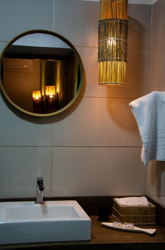 Bathroom 8