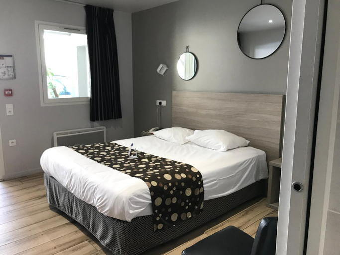 Bedroom 9