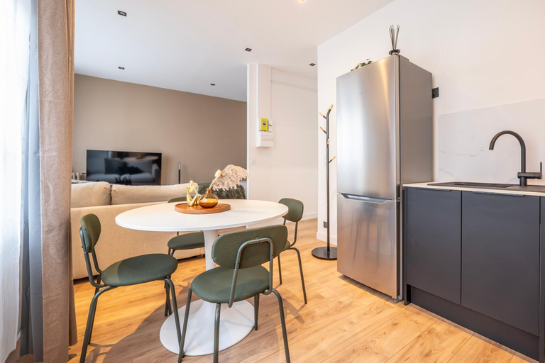 Others 5, Renovated Studio walking distance to Paris, Hauts-de-Seine