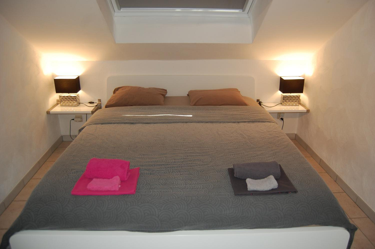 Bedroom 9