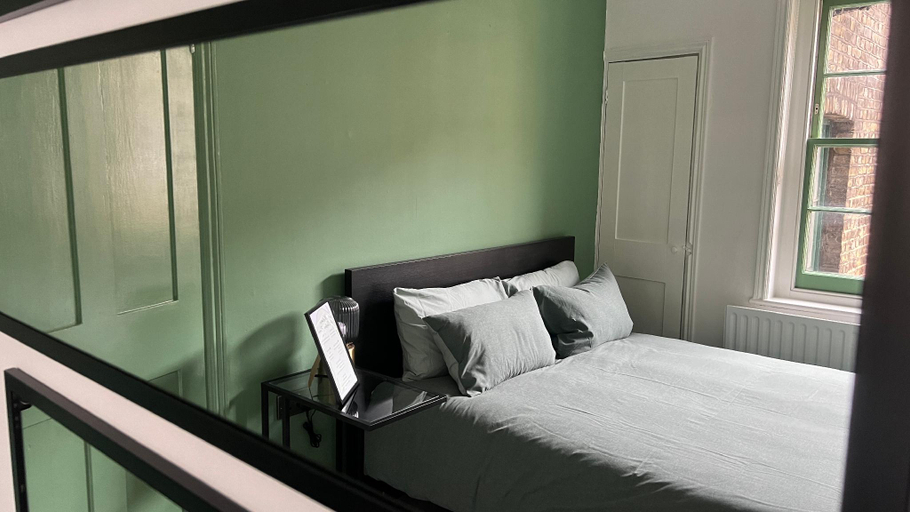 Bedroom 2, Veeve - The Westminster Courtyard Apartment, London