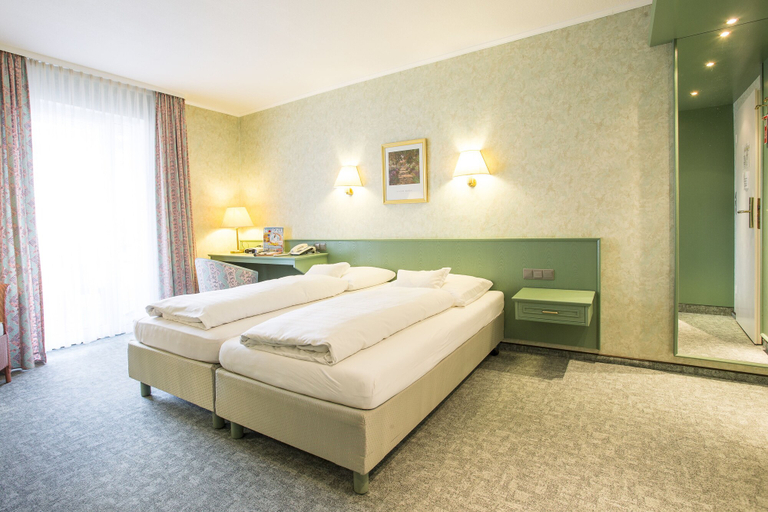 Bedroom 2, Nordseehotel Freese, Aurich