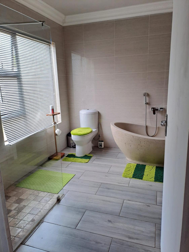 Others 2, Ikamva Guest House, Fezile Dabi