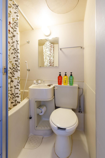 Bathroom 4, AOKI, Ina