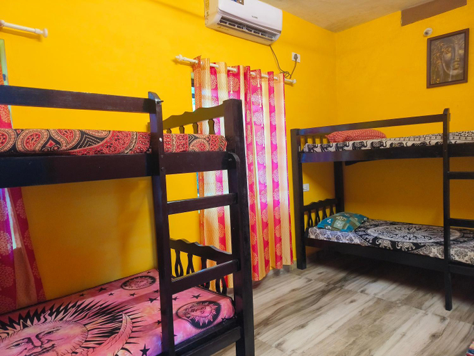 Bedroom 4, Peace and love beach homestay, Alappuzha