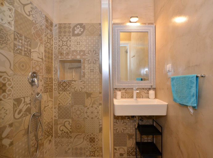 Bathroom 3, The Quiet Center Apartment in Rovinj, Rovinj