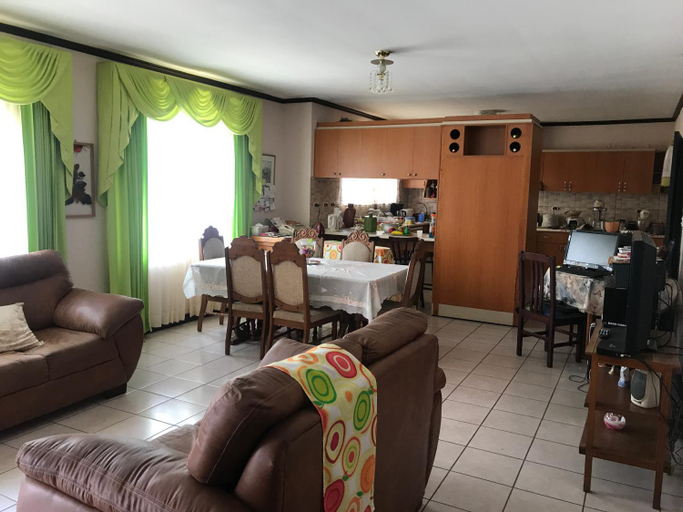 Others 3, Casa del Suizo, Alajuela