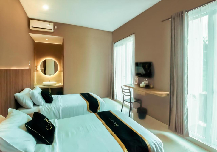 Bedroom 12