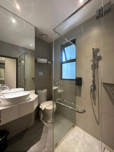 Bathroom 5