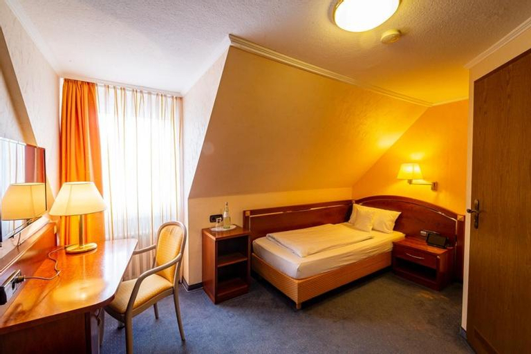 Bedroom 17