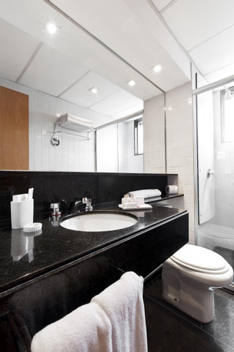 Bathroom 4