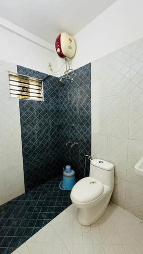 Bathroom 5, Western Ghats Holiday Homes, Wayanad